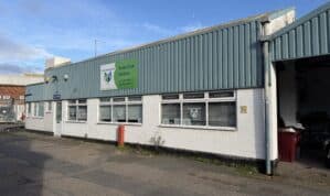Ground Floor Store / Workshop with First Floor Offices and 4 Parking Spaces on Eastern side of Exeter