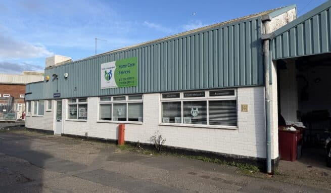 Ground Floor Store / Workshop with First Floor Offices and 4 Parking Spaces on Eastern side of Exeter