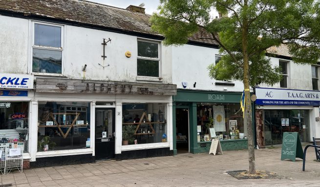 Well located Freehold Investment property in the centre of the coastal town of Teignmouth
