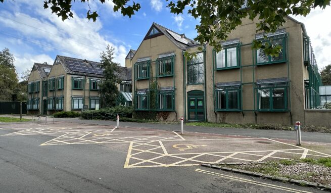 Ground Floor Office suites in a substantial Head Quarters Building on Brunel Road in Newton Abbot