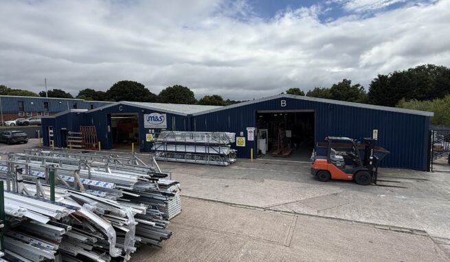 Substantial Industrial Unit with range of Offices and a large Yard and Parking area on the popular Decoy Industrial Estate