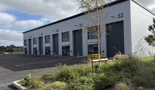 Brand new Industrial / Trade Counter Unit on the sought after Onyx Business Park at Skypark