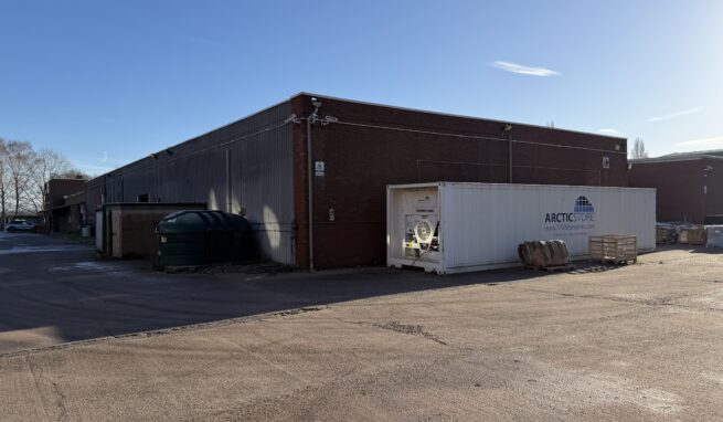Warehouse Unit with parking on the popular Sowton Industrial Estate with easy access to M5 Motorway