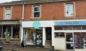 Recently Refurbished First Floor Office / Studio in the centre of Bovey Tracey